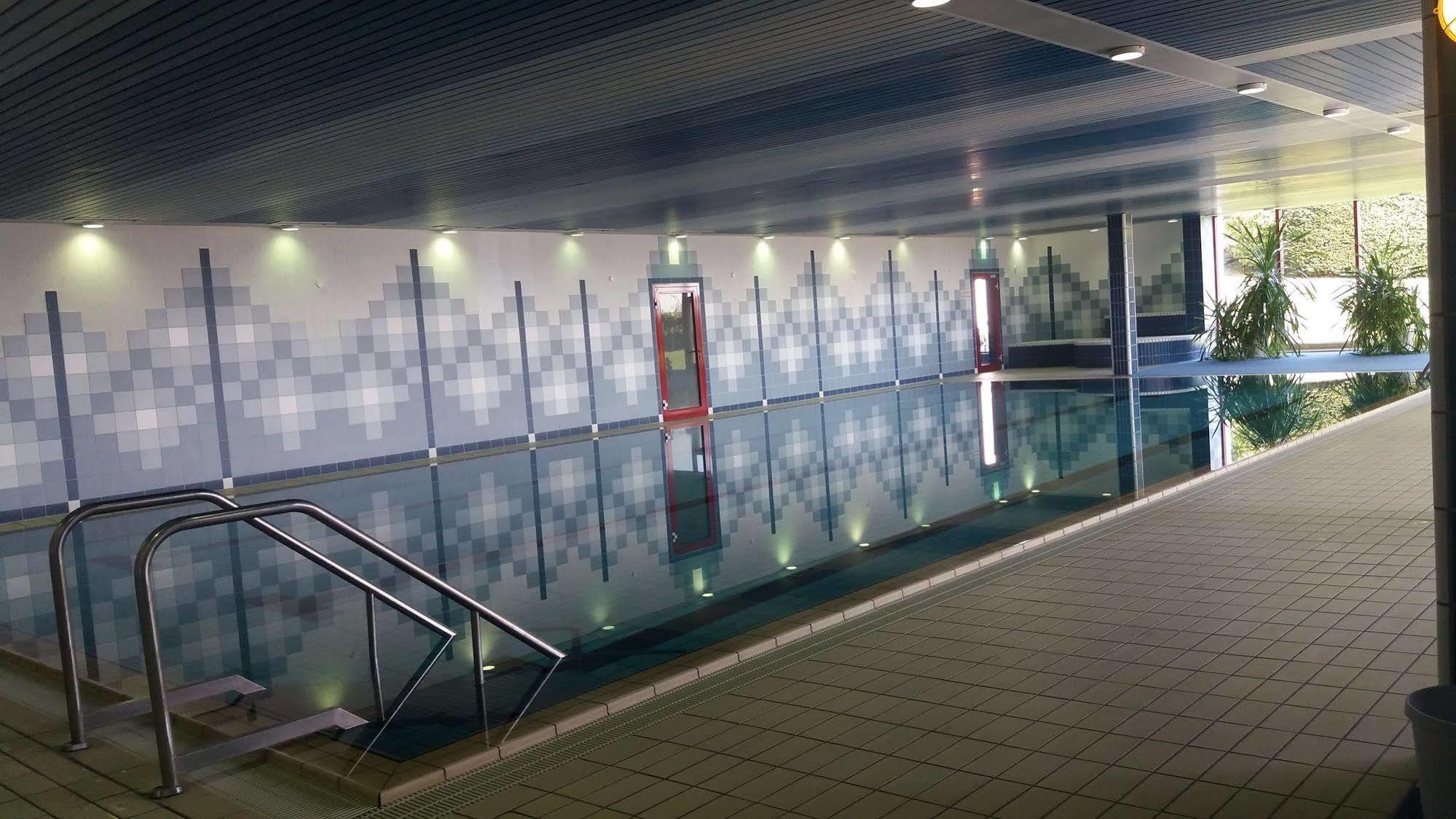 Hotel Hessen Hotelpark 4*